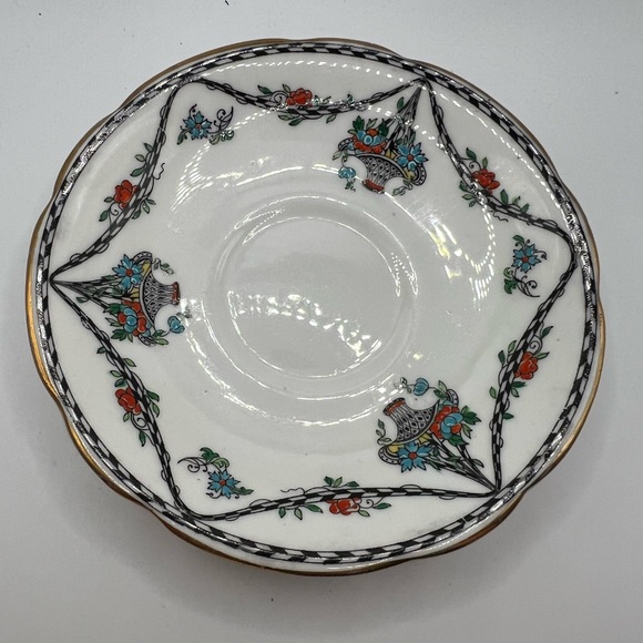 Paragon Star teacup set - Picture 2 of 4